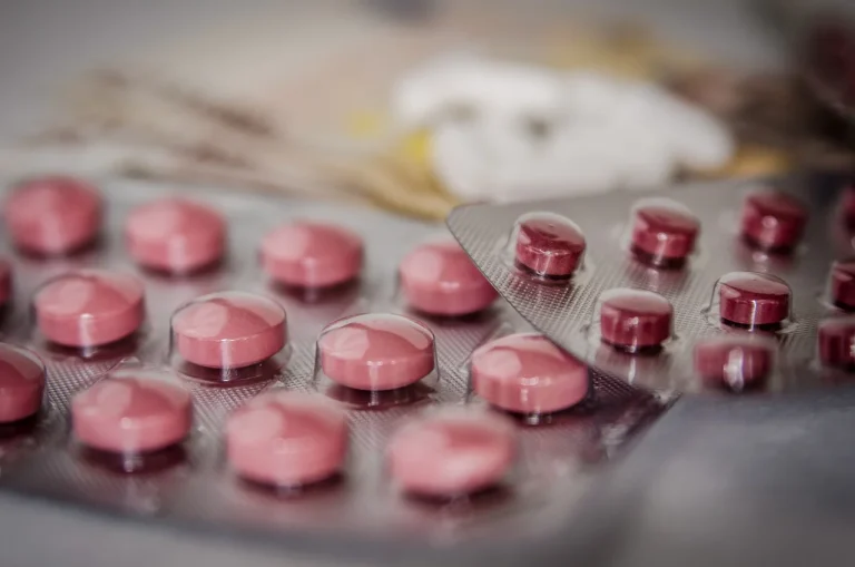 ce contine trusa medicala auto