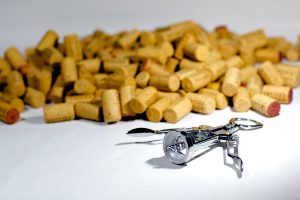 Ce accesorii fac diferența într-o bucătărie practică?